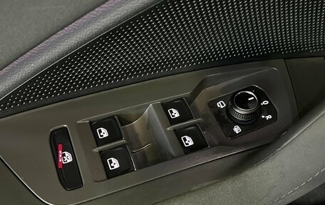 Volkswagen Tiguan, 2025 год, 4 600 000 рублей, 18 фотография