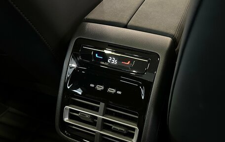 Volkswagen Tiguan, 2025 год, 4 600 000 рублей, 34 фотография