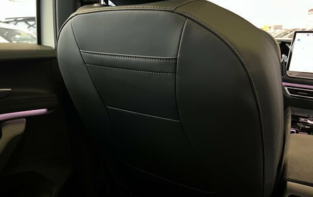 Volkswagen Tiguan, 2025 год, 4 600 000 рублей, 37 фотография