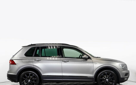 Volkswagen Tiguan II, 2018 год, 2 298 000 рублей, 3 фотография