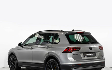 Volkswagen Tiguan II, 2018 год, 2 298 000 рублей, 5 фотография