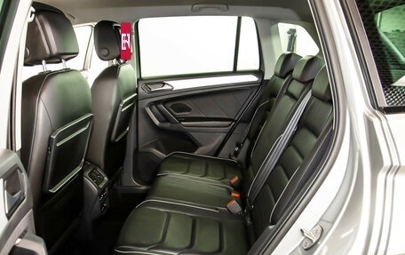 Volkswagen Tiguan II, 2018 год, 2 298 000 рублей, 8 фотография