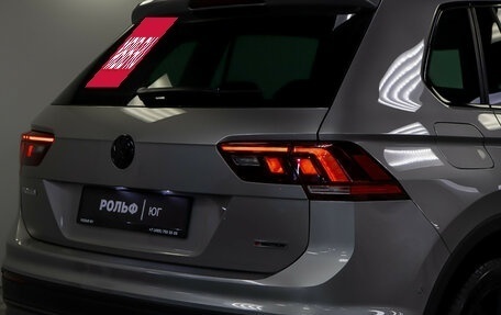 Volkswagen Tiguan II, 2018 год, 2 298 000 рублей, 29 фотография