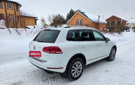 Volkswagen Touareg III, 2015 год, 3 349 000 рублей, 4 фотография