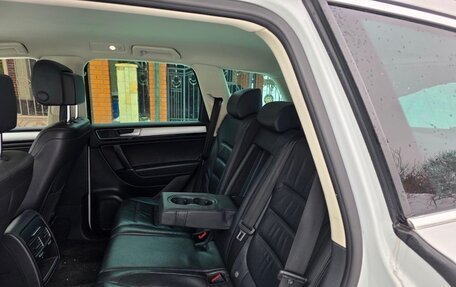 Volkswagen Touareg III, 2015 год, 3 349 000 рублей, 10 фотография