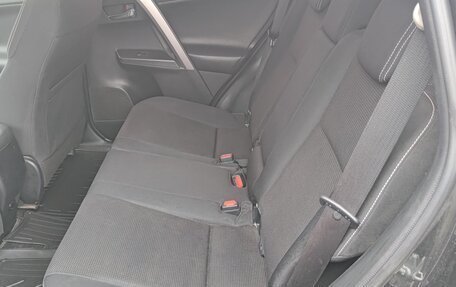 Toyota RAV4, 2015 год, 1 840 000 рублей, 12 фотография