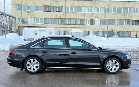 Audi A8, 2011 год, 1 750 000 рублей, 13 фотография