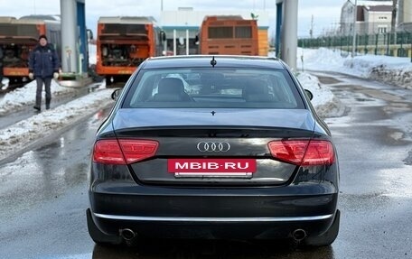 Audi A8, 2011 год, 1 750 000 рублей, 10 фотография