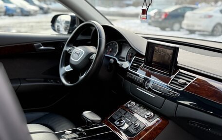 Audi A8, 2011 год, 1 750 000 рублей, 19 фотография