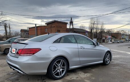 Mercedes-Benz E-Класс, 2013 год, 1 950 000 рублей, 4 фотография