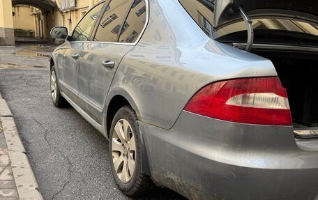 Skoda Superb III рестайлинг, 2011 год, 650 000 рублей, 4 фотография