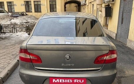 Skoda Superb III рестайлинг, 2011 год, 650 000 рублей, 6 фотография