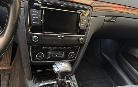 Skoda Superb III рестайлинг, 2011 год, 650 000 рублей, 14 фотография