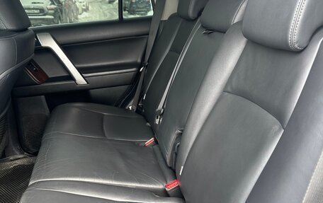 Toyota Land Cruiser Prado 150 рестайлинг 2, 2015 год, 3 500 000 рублей, 5 фотография