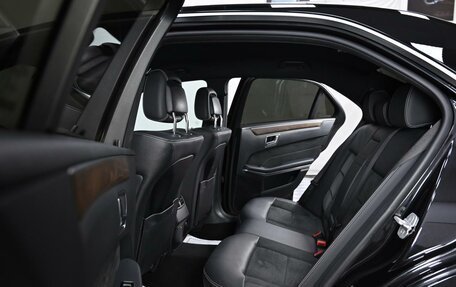 Mercedes-Benz E-Класс, 2015 год, 2 299 000 рублей, 18 фотография