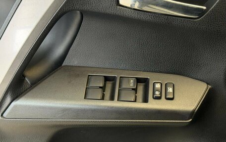 Toyota RAV4, 2019 год, 2 800 500 рублей, 23 фотография