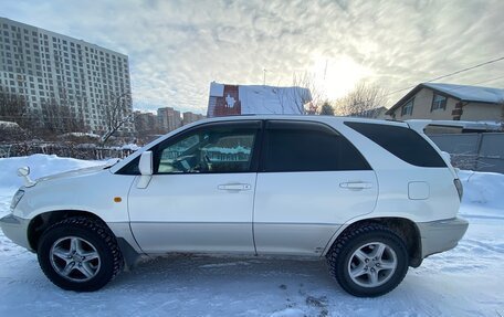 Toyota Harrier, 2001 год, 890 000 рублей, 2 фотография
