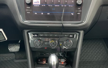 Volkswagen Tiguan II, 2019 год, 2 349 000 рублей, 15 фотография