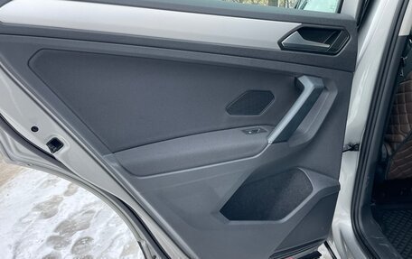 Volkswagen Tiguan II, 2019 год, 2 349 000 рублей, 28 фотография