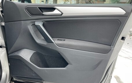 Volkswagen Tiguan II, 2019 год, 2 349 000 рублей, 29 фотография