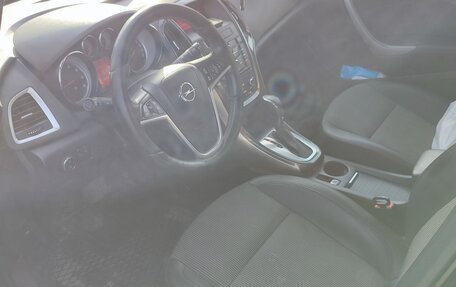 Opel Astra J, 2013 год, 670 000 рублей, 3 фотография