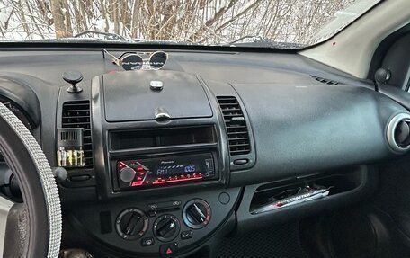 Nissan Note II рестайлинг, 2010 год, 600 000 рублей, 8 фотография