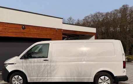 Volkswagen Transporter T6 рестайлинг, 2024 год, 3 650 000 рублей, 3 фотография