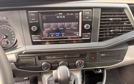 Volkswagen Transporter T6 рестайлинг, 2024 год, 3 650 000 рублей, 11 фотография