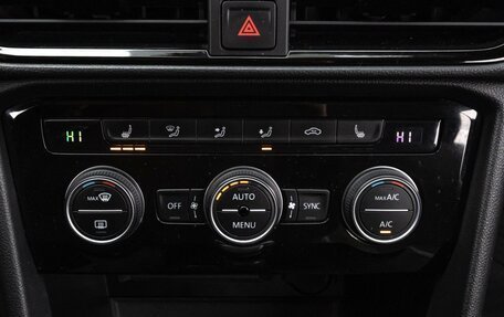 Volkswagen Taos, 2022 год, 2 350 000 рублей, 14 фотография