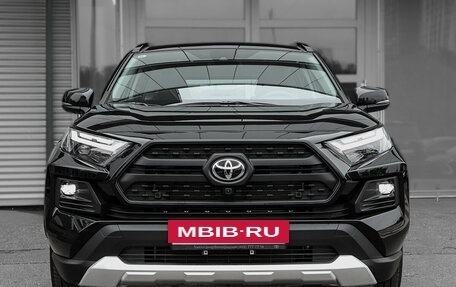 Toyota RAV4, 2025 год, 4 550 000 рублей, 11 фотография