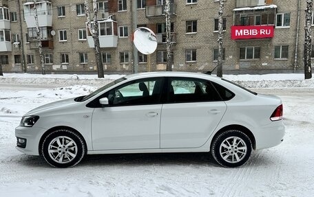 Volkswagen Polo VI (EU Market), 2018 год, 1 300 000 рублей, 3 фотография