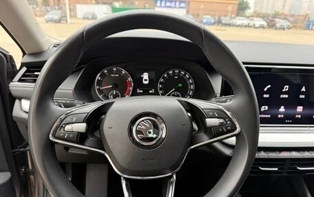 Skoda Octavia IV, 2022 год, 1 980 001 рублей, 10 фотография