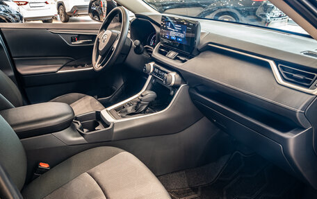 Toyota RAV4, 2025 год, 4 550 000 рублей, 8 фотография