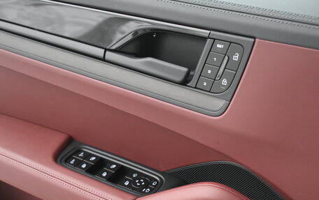 Porsche Cayenne III, 2025 год, 19 900 000 рублей, 29 фотография