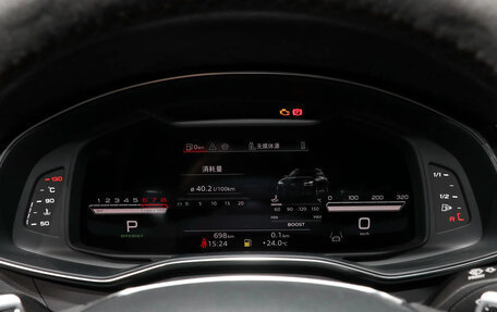 Audi RS 6, 2025 год, 31 000 000 рублей, 25 фотография