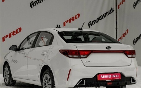 KIA Rio IV, 2021 год, 1 680 000 рублей, 6 фотография