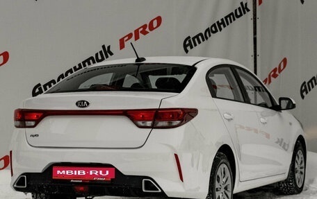 KIA Rio IV, 2021 год, 1 680 000 рублей, 8 фотография