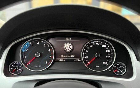 Volkswagen Touareg III, 2016 год, 2 530 000 рублей, 20 фотография