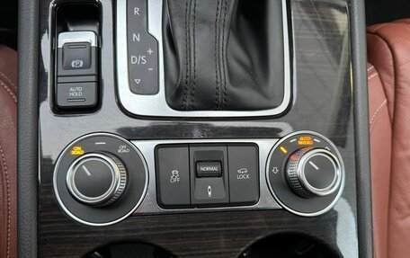 Volkswagen Touareg III, 2016 год, 2 530 000 рублей, 27 фотография