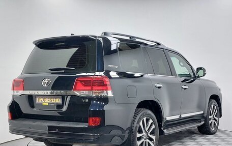 Toyota Land Cruiser 200, 2019 год, 7 999 000 рублей, 5 фотография