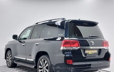 Toyota Land Cruiser 200, 2019 год, 7 999 000 рублей, 7 фотография