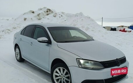 Volkswagen Jetta VI, 2013 год, 750 000 рублей, 5 фотография