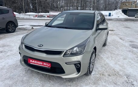 KIA Rio IV, 2018 год, 1 350 000 рублей, 1 фотография