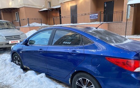 Hyundai Solaris II рестайлинг, 2011 год, 700 000 рублей, 5 фотография