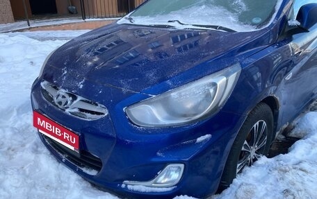 Hyundai Solaris II рестайлинг, 2011 год, 700 000 рублей, 6 фотография