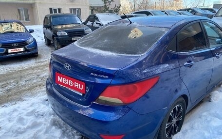Hyundai Solaris II рестайлинг, 2011 год, 700 000 рублей, 9 фотография