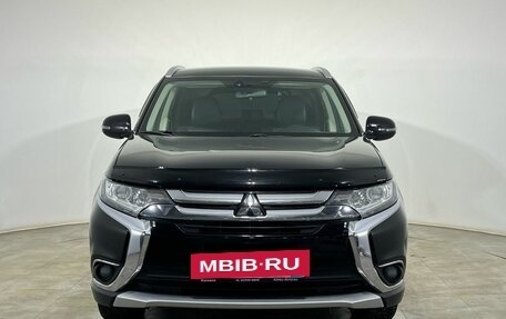 Mitsubishi Outlander III рестайлинг 3, 2017 год, 1 850 000 рублей, 6 фотография