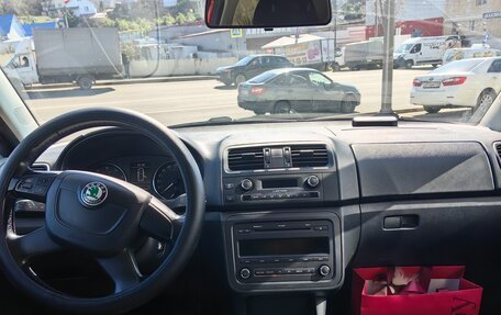 Skoda Fabia II, 2012 год, 800 000 рублей, 6 фотография