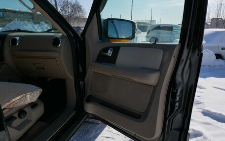 Ford Expedition, 2005 год, 1 650 000 рублей, 26 фотография