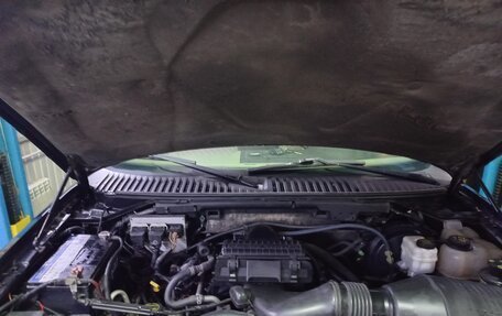 Ford Expedition, 2005 год, 1 650 000 рублей, 38 фотография